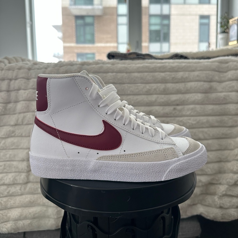 Nike Blazer Mid 77 White Team Red